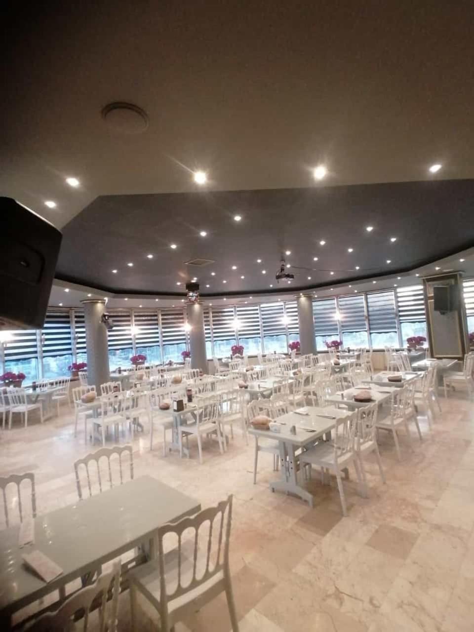 Safir Hotels Silivri Buitenkant foto